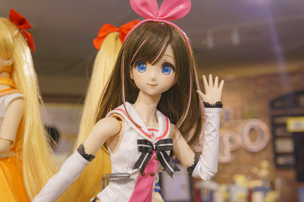 kizunaai2.jpg.ae6987fe3918b5e2bab6929d704b2f4f.jpg
