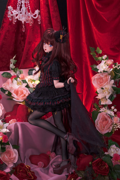 Shiki wishes everyone Happy Valentine's Day 2022!