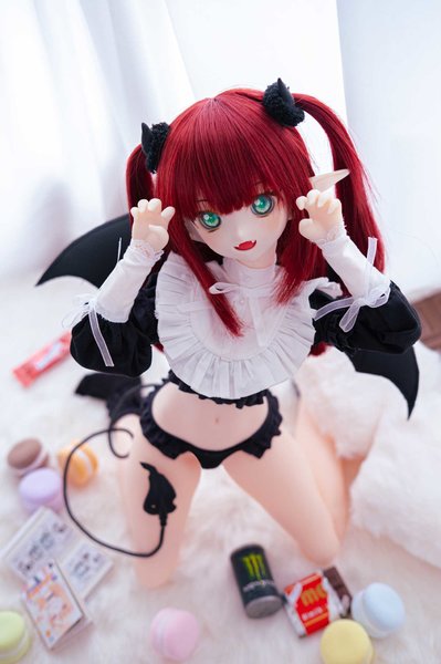 Liz from My Dress Up Darling