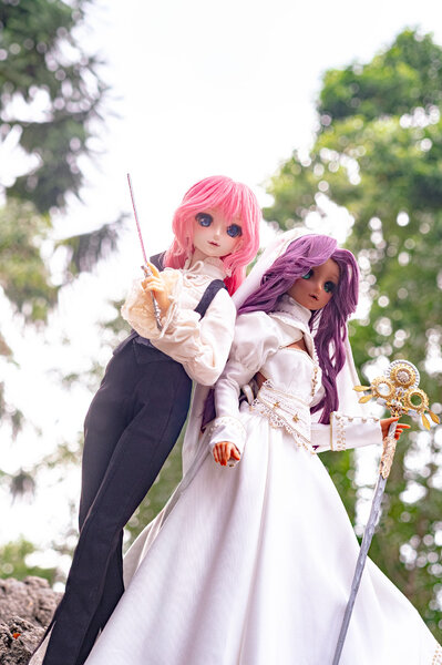 Sowrdsman Utena & Priestess Anthy