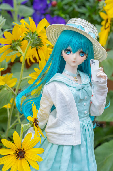 Miku in Sunflower Field 🌻