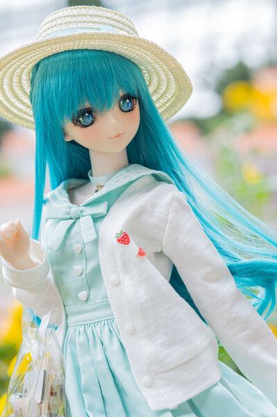 Miku in Sunflower Field 🌻